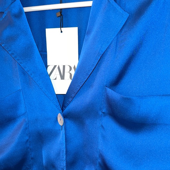 NWT Zara Button Down Crop - Picture 2 of 3